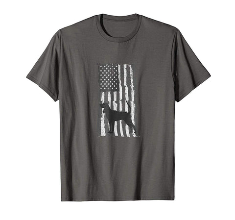 Adorable American Flag Coon Hound For Patriotic Coon Hunters  T-Shirt Asphalt