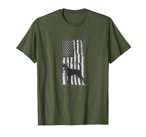 Adorable American Flag Coon Hound For Patriotic Coon Hunters  T-Shirt Olive