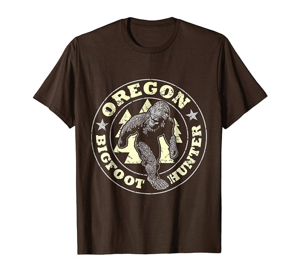 Cute Oregon Bigfoot Hunter Believe  T-Shirt Brown